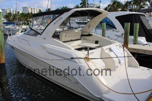 Regal 3260 Commodore Tekniset tiedot ja arvostelut 